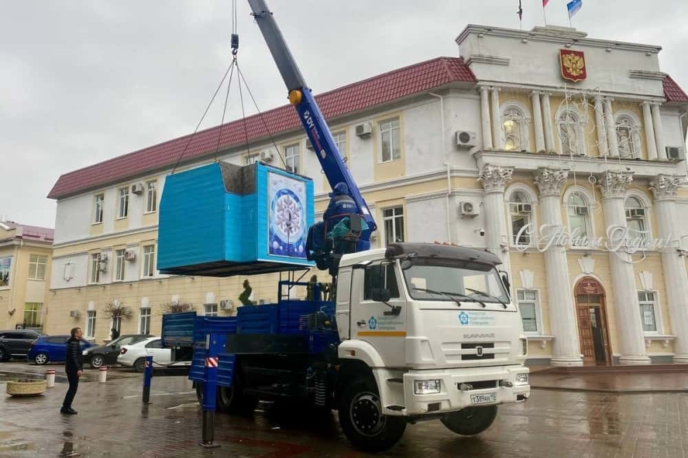 Более трех тысяч детей рассказали геленджикскому Деду Морозу о своих успехах