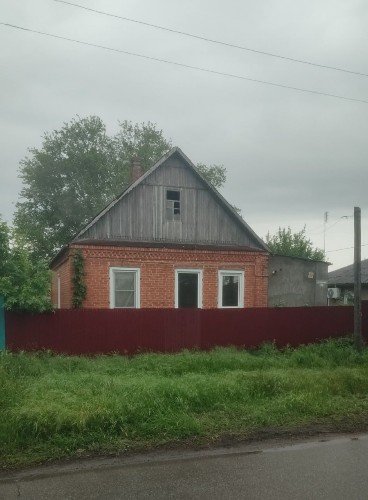 Дом, где произошло убийство.