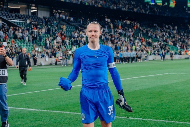 Матвей Сафонов.