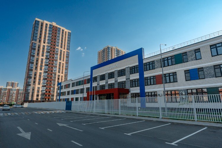 здание новой школы