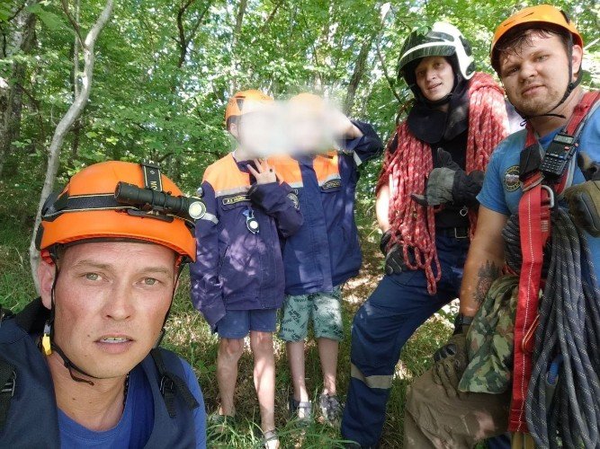 Спасение мальчиков в Новороссийске