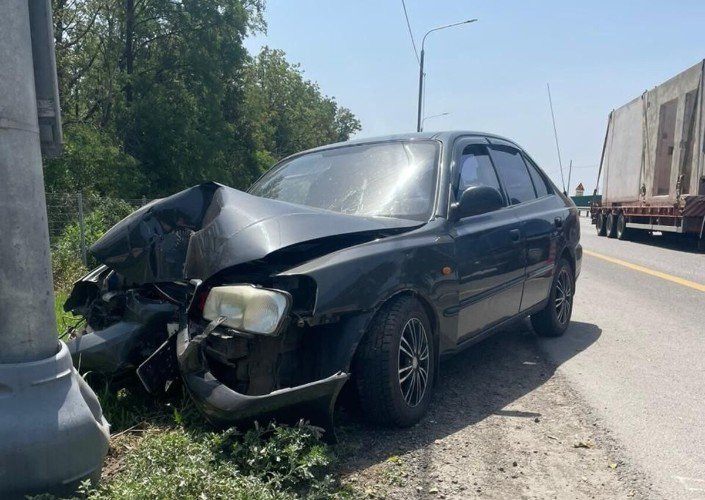 Оба в тяжелом состоянии: школьник и пенсионер пострадали в ДТП на Кубани
