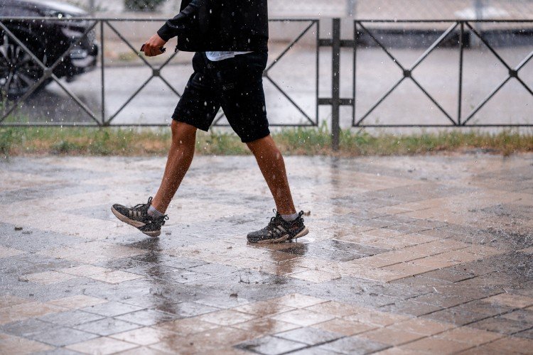 Ливни и шквалистый ветер: капризная погода задерживается в Краснодарском крае