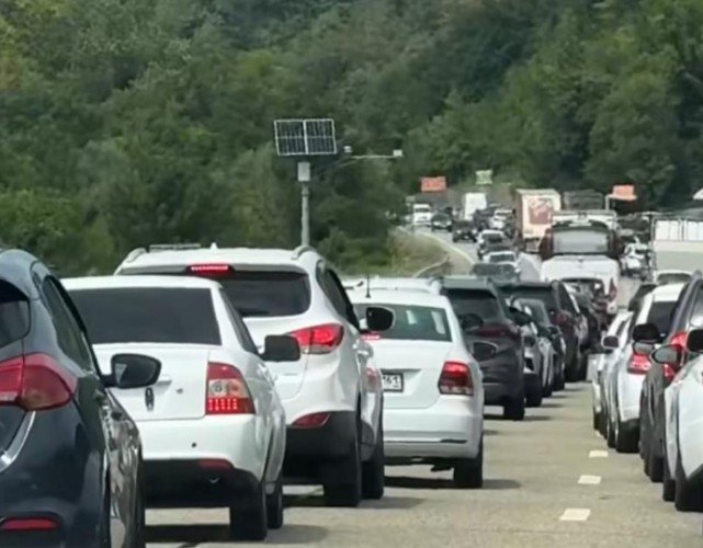 15 часов в пробке: краснодарка сравнила дорогу домой с адским кошмаром