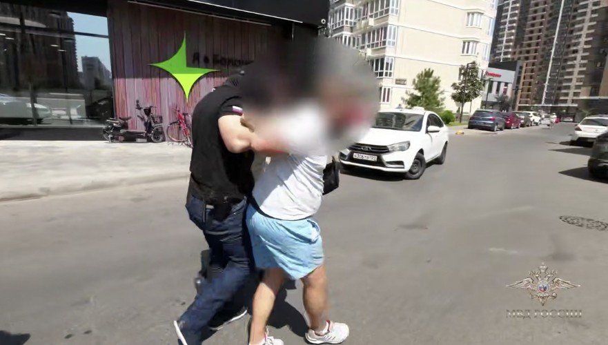 Краснодарец не смог пережить развод и заказал киллеру подругу-«разлучницу»