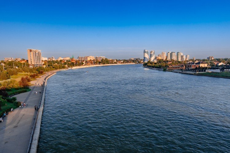 Река Кубань в Краснодаре