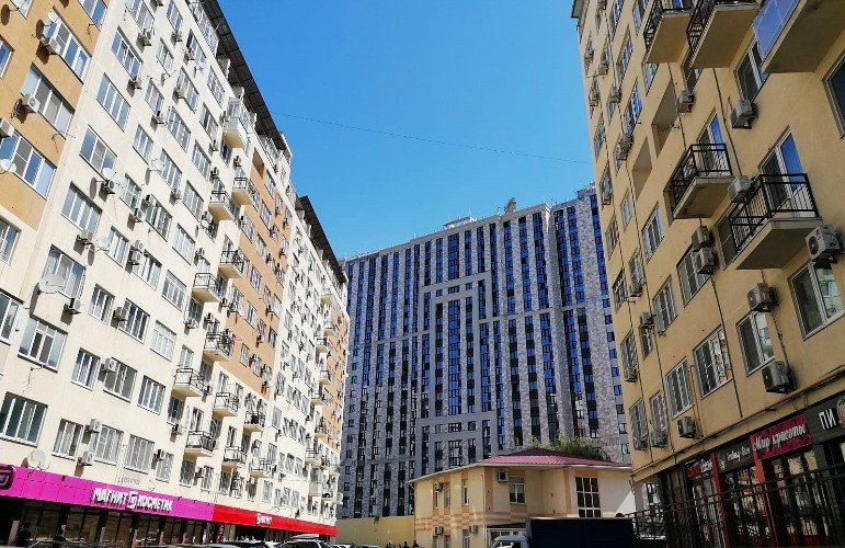 Дома стоят близко