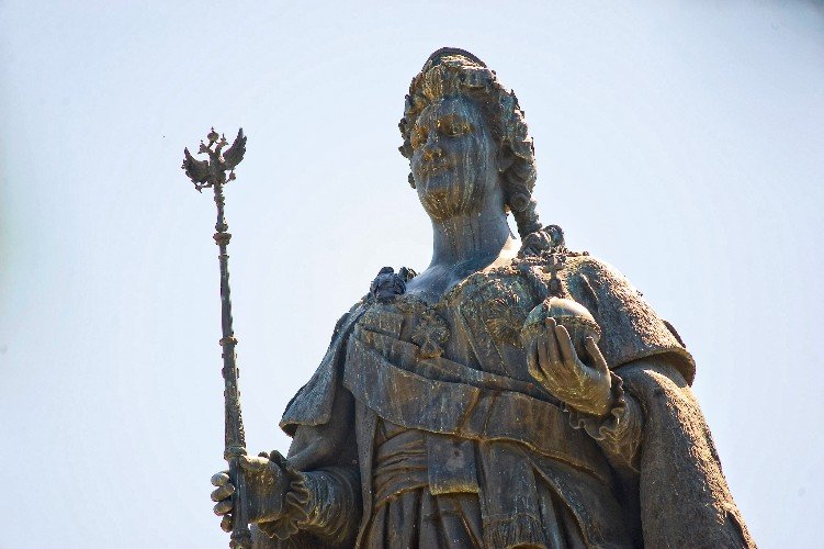 Памятник Екатерине II  в Краснодаре
