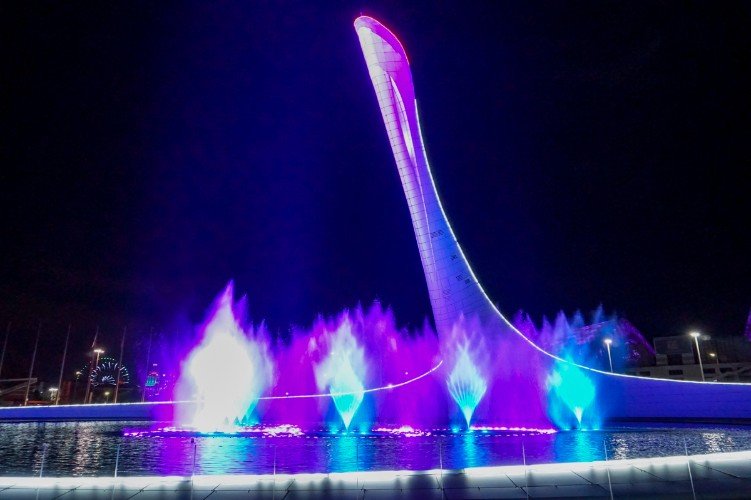 шоу фонтанов в Сириусе