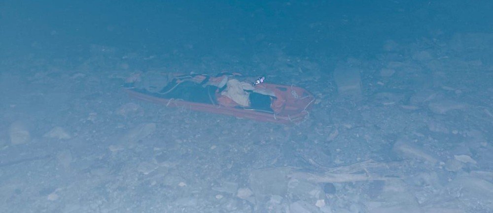 Сама передвигаться не могла: туристка сорвалась со скалы в Новороссийске