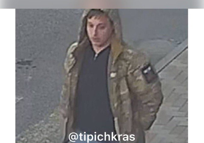 Обхватил руками и потащил в сторону: на юную краснодарку напал незнакомец в камуфляже