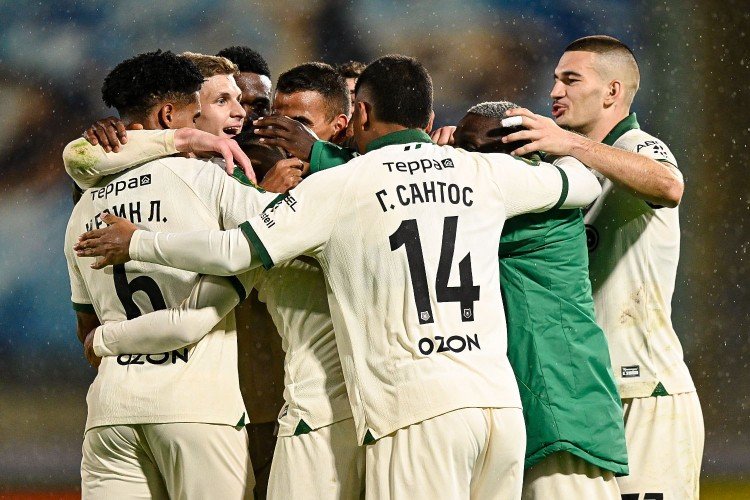 ФК «Краснодар» празднует гол в Каспийске