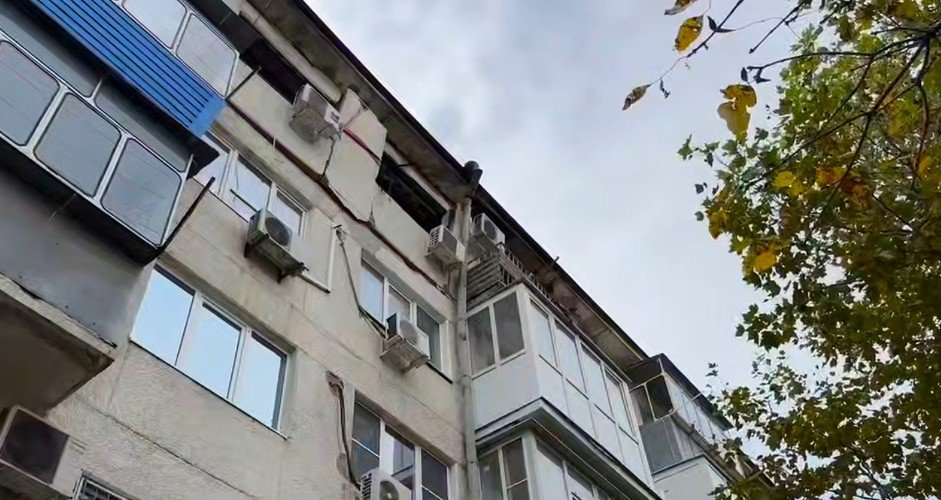 разрушенный дом после взрыва