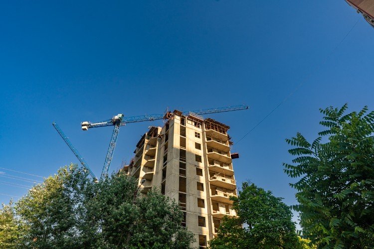 Недостроенный дом