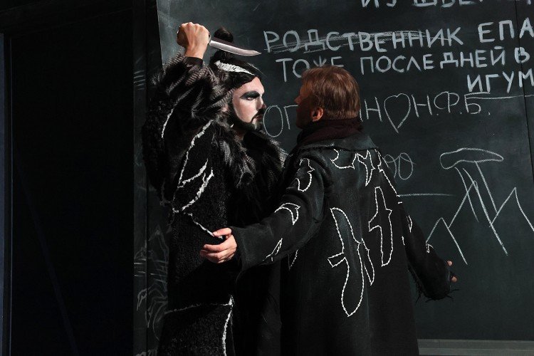 Спектакль «Идиотъ»