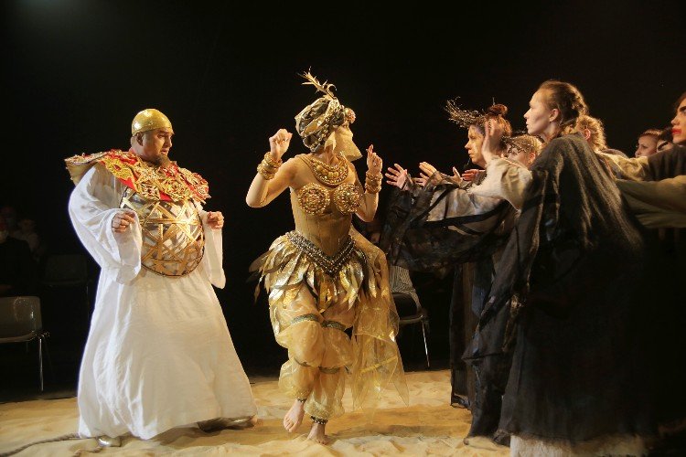 Спектакль «Золотой петушок»