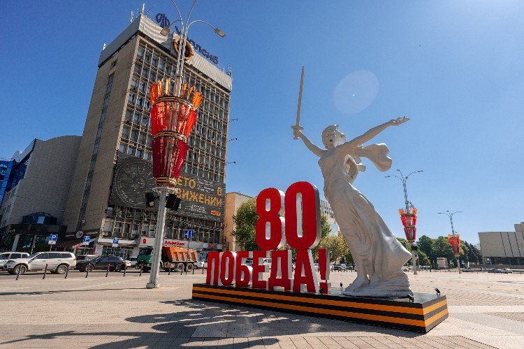 Названы самые популярные слова 2025 года: лидером стала «Победа»