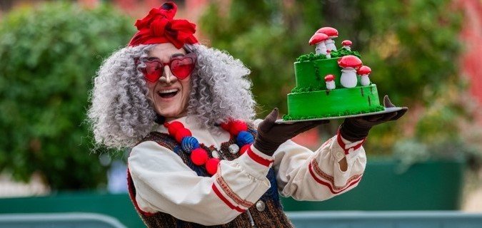 Сказочная вакансия появилась в Сочи: требуется и.о. Бабы Яги за 250 тысяч рублей