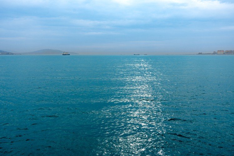 корабли в море