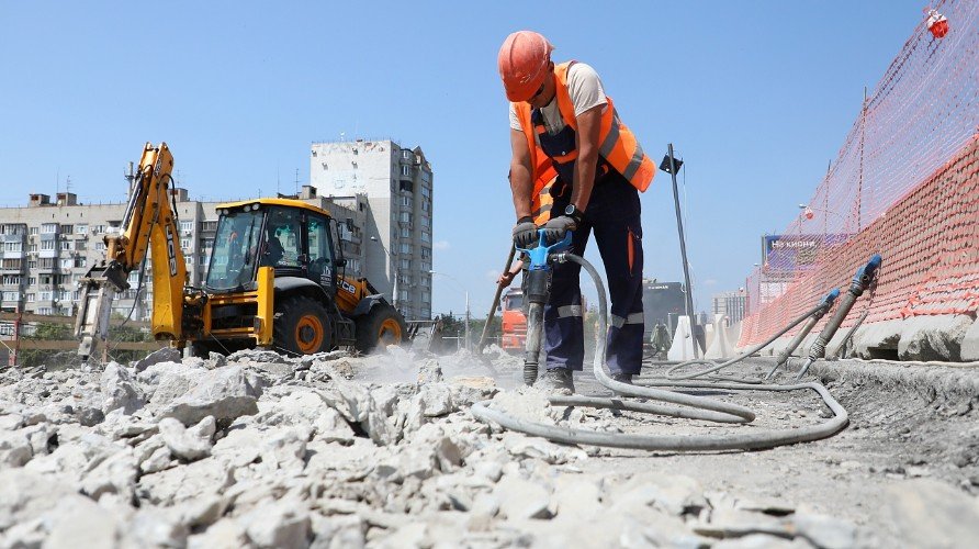 Ремонтные работы на Тургеневском мосты