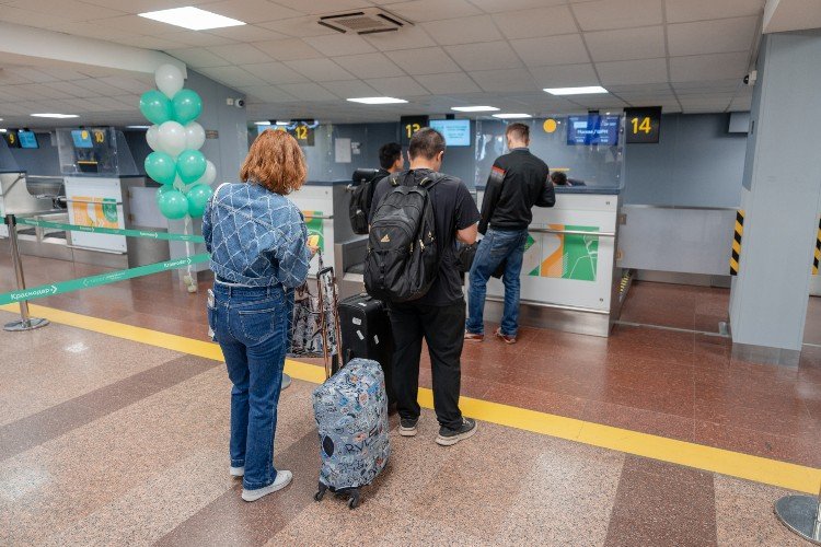 Ограничения на обслуживание рейсов сняли в аэропорту Краснодара 30 ноября: задержаны 17 рейсов