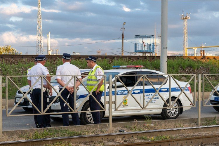 Сотрудники ДПС