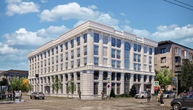 Предполагаемый вид гостиницы на углу улиц Красной и Хакурате в Краснодаре