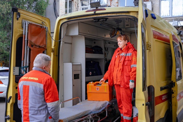 бригада скорой помощи