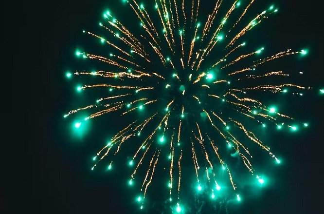 Новогодний салют