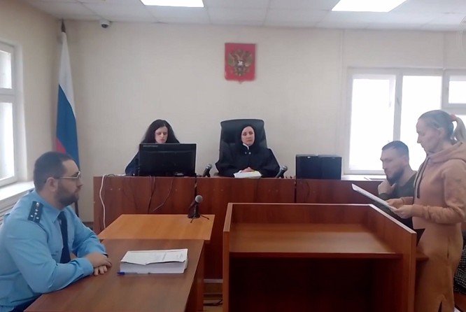 Подсудимая в зале суда