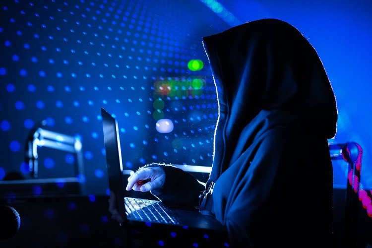 «Смотрел видео и учился убивать»: в сети вербовщицы попал подросток из Туапсе