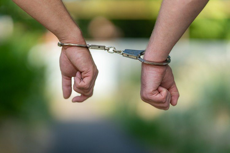 Крышевавшим коммерсантов сотрудникам «ТНС энерго-Кубань» вынесли приговор в Сочи