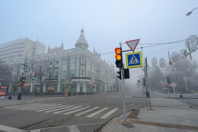 Громкий хлопок перепугал краснодарцев днем 24 марта: что это было