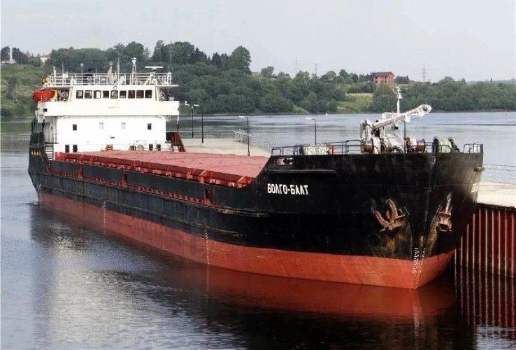 Затонул сухогруз с пшеницей в Азовском море. Погиб помощник капитана