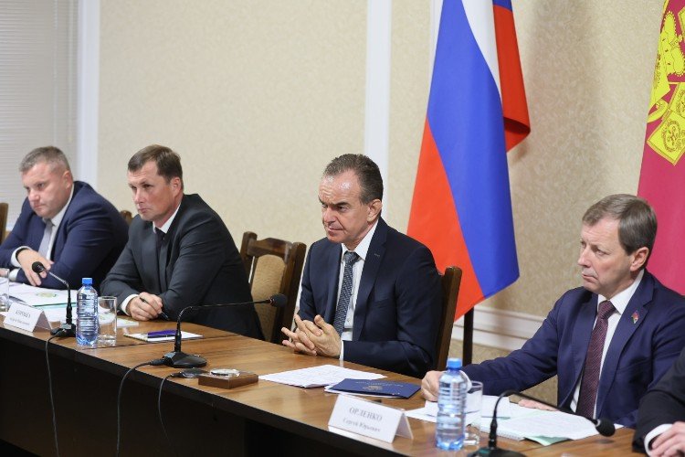 Кондратьев и Коробка