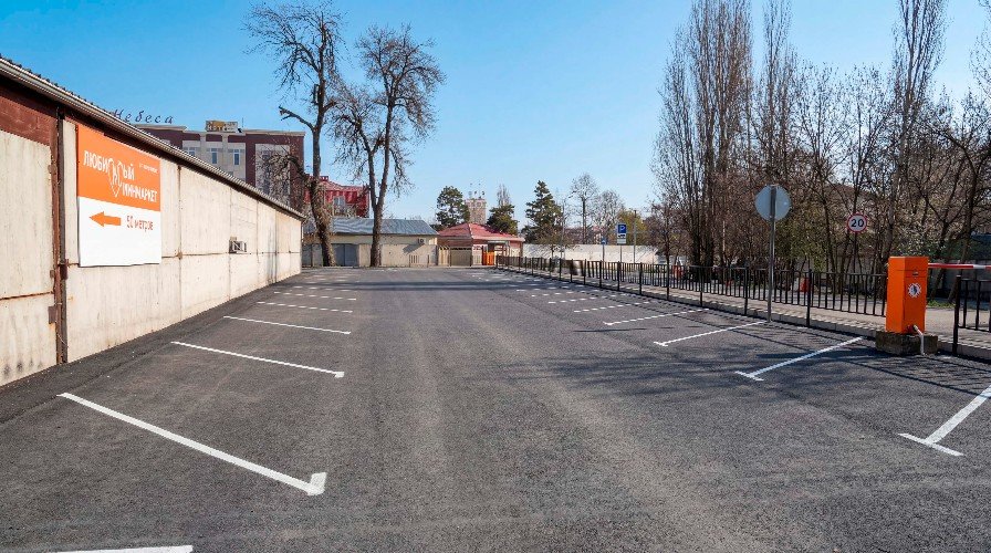 Новый облик аэропорта Краснодар: бесплатная парковка, удобные тротуары и безопасность пассажиров