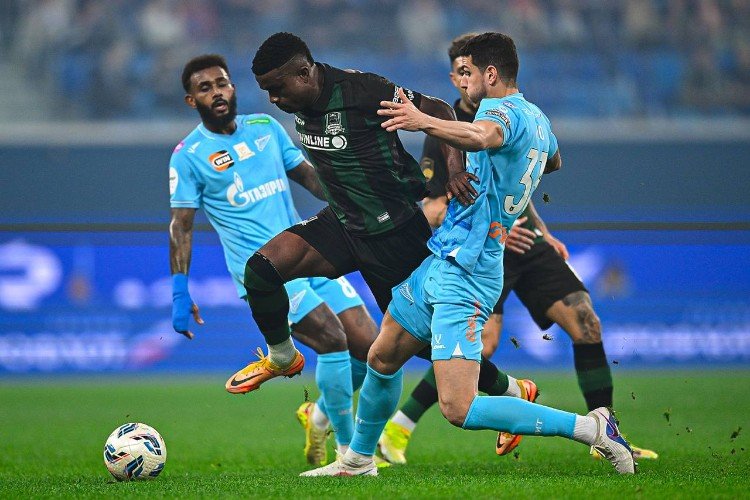 ФК «Краснодар» избежал поражения в Питере и сохранил первое место в РПЛ