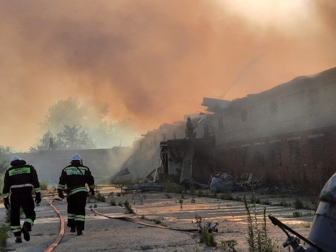Пожар на морском терминале в Туапсе потушили после атаки БПЛА