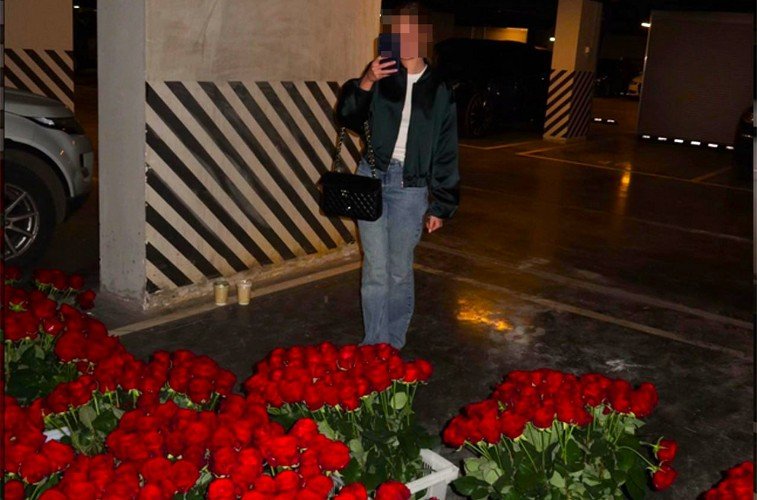 Краснодарец завалил цветами юную даму сердца из Москвы. Кто они — герои романа?