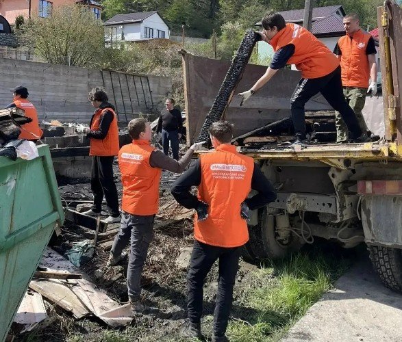 Разбор завалов в Туапсе