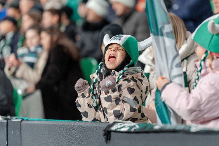 Мальчик болеет за ФК «Краснодар»