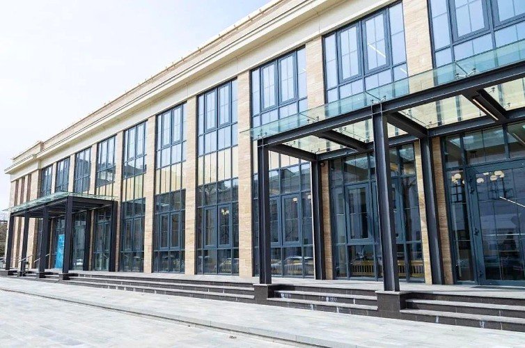 Здание факультета ИИ в МГУ