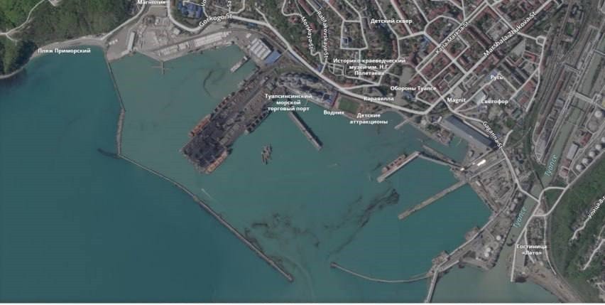 Нефтяное пятно в Туапсе растянулось от порта до Южного пляжа — данные из космоса