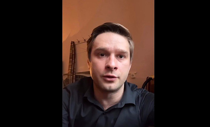 актер Александр Метелки