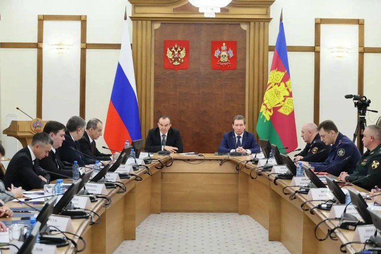 Кондратьев на совещании