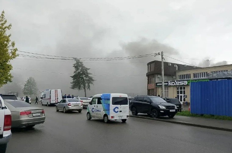 Пожар охватил сетевой магазин в Армавире, есть пострадавшие