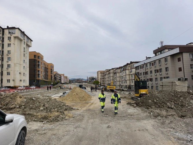 Открытие сквера в Новороссийске вновь перенесли: подрядчик объяснил задержки непогодой