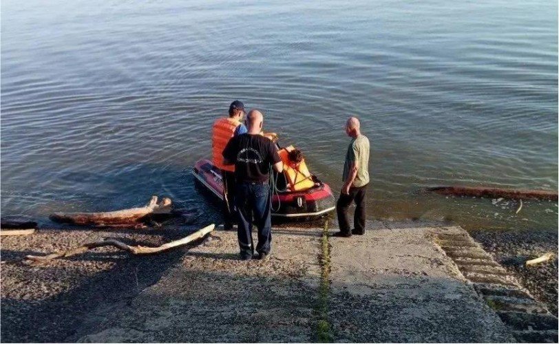 Двух детей специалисты за сутки вытащили из водоёмов Краснодара
