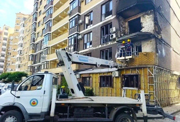 В Краснодаре подсчитывают ущерб от ночной атаки БПЛА: что известно на данный момент