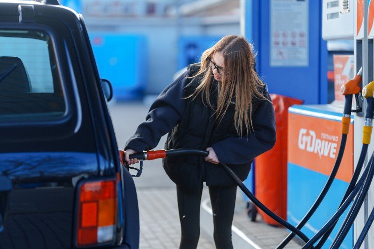 Почти 60% топлива предприятия Кубани закупили за пределами региона